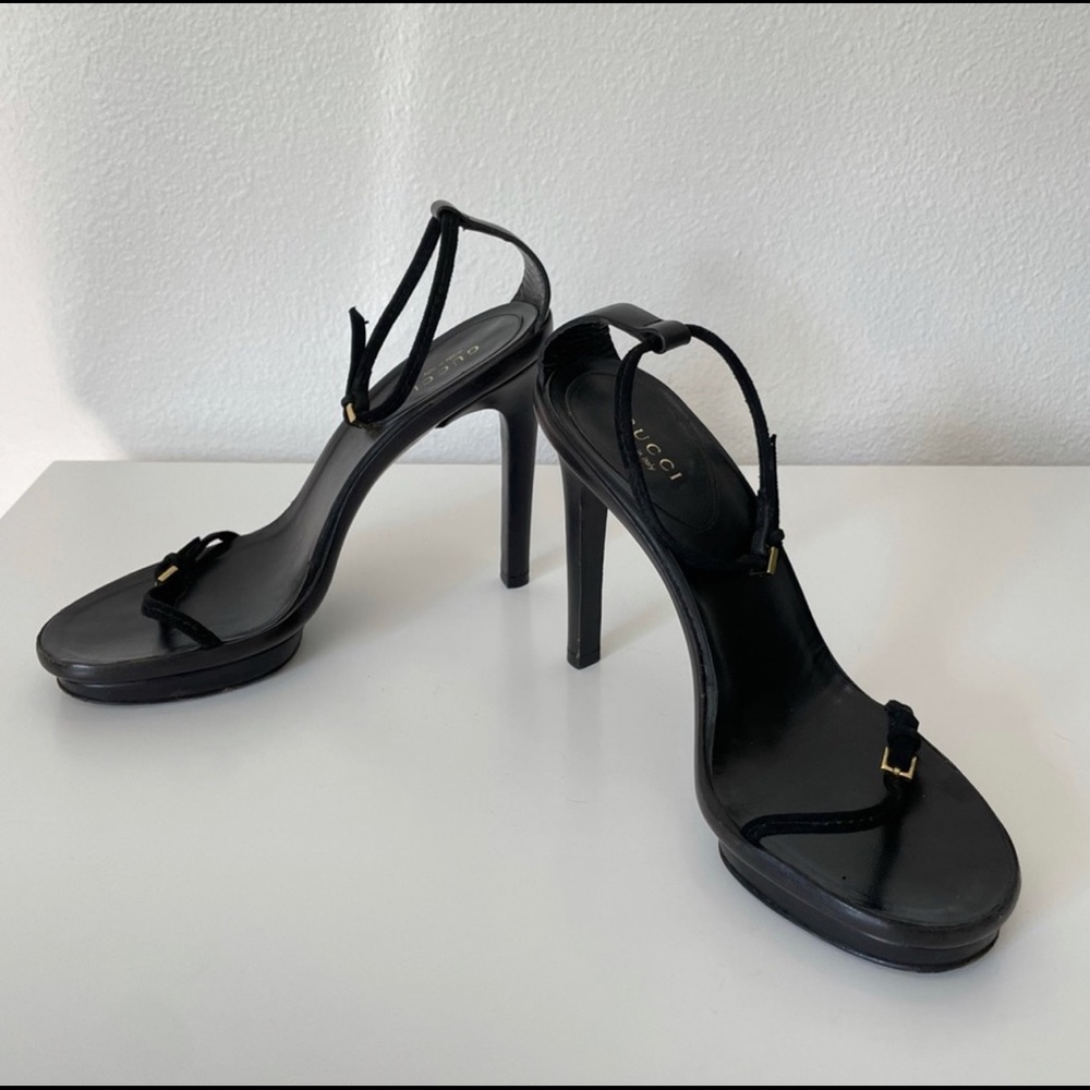 ISO Gucci heels 6.5 or 7